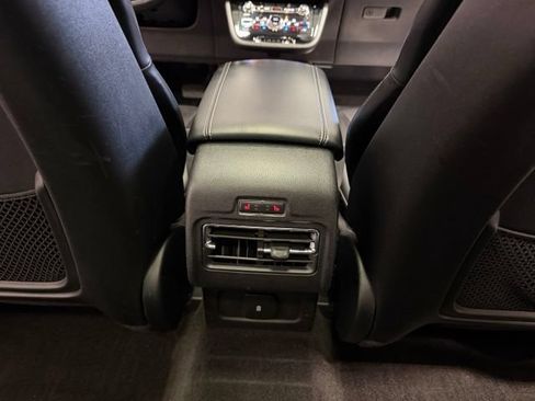 Used 2022 Lincoln Corsair AWD w/ Premium Package image 32