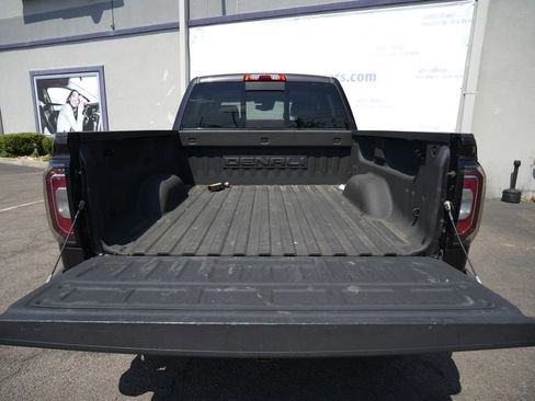 Used 2016 GMC Sierra 1500 Denali w/ Enhanced Driver Alert Package AWD/4WD image 15