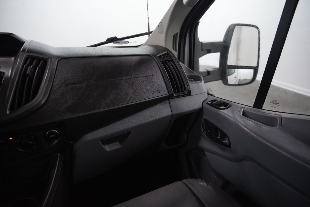 Used 2017 Ford Transit 250 138 RWD image 19