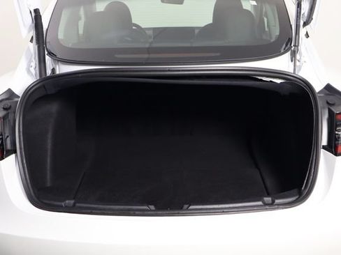 Used 2023 Tesla Model 3 Standard Range RWD image 15
