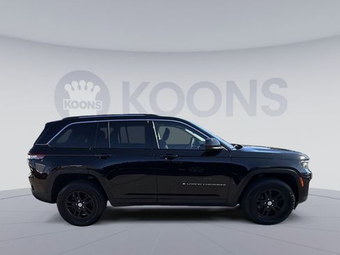 Used 2023 Jeep Grand Cherokee Laredo w/ Luxury Tech Group I image 8