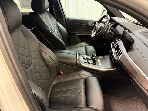 Used 2023 BMW X5 xDrive40i AWD/4WD image 18