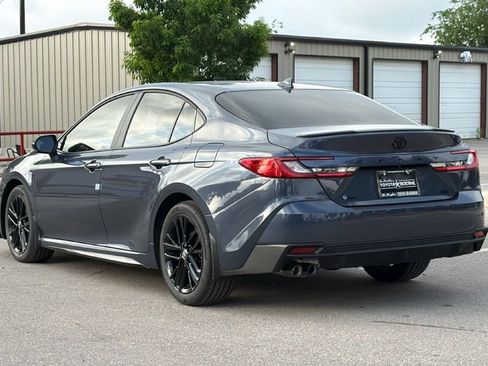 New 2026 Toyota Camry SE image 9