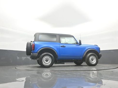 New 2026 Ford Bronco Base image 36