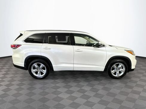 Used 2016 Toyota Highlander Limited FWD image 4