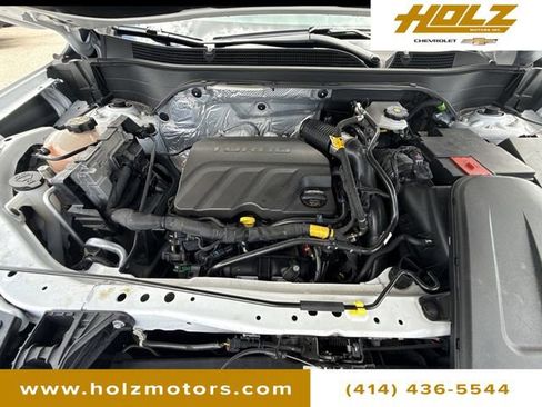 Certified 2025 Chevrolet Trax LT w/ Driver Confidence Package image 29