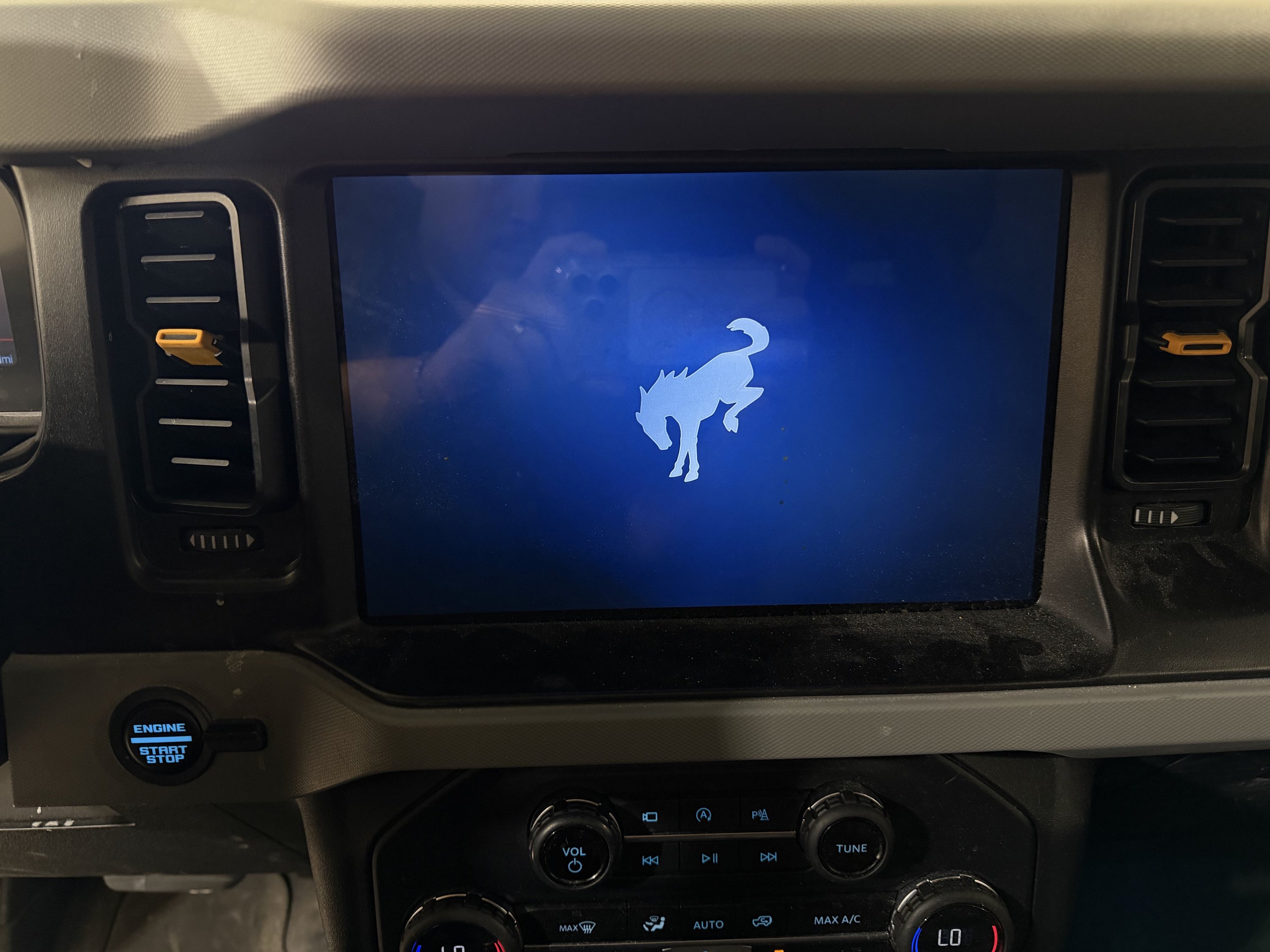 Used 2023 Ford Bronco Badlands AWD/4WD image 9