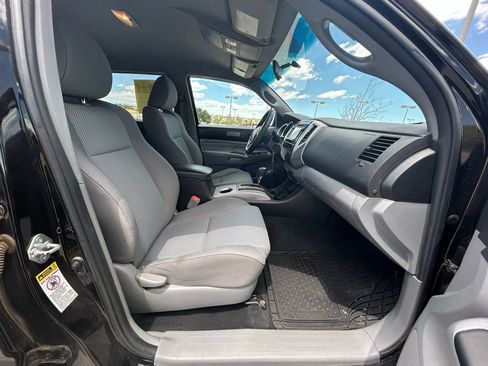 Used 2015 Toyota Tacoma 4x4 Double Cab w/ TRD Off-Road Package image 29