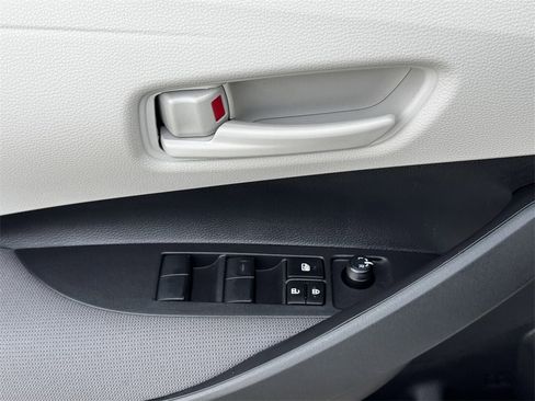 Certified 2026 Toyota Corolla LE image 25