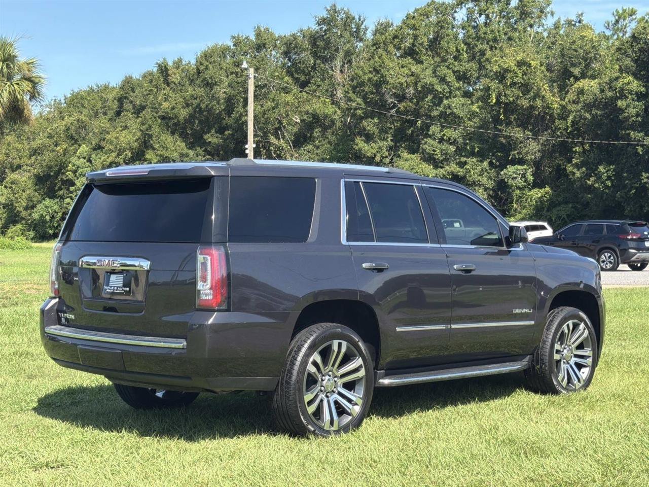 Used 2018 GMC Yukon Denali w/ Open Road Package RWD image 7