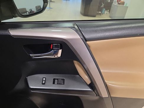 Used 2018 Toyota RAV4 XLE w/ Plus Extra Value Package image 19