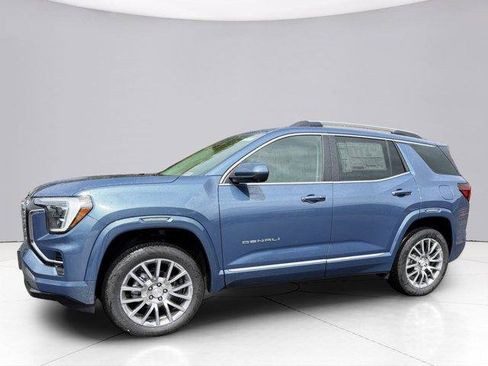 Used 2026 GMC Terrain Denali AWD/4WD image 6