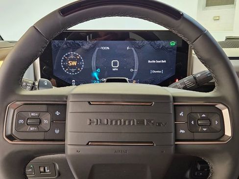 New 2025 GMC Hummer EV 2X image 25