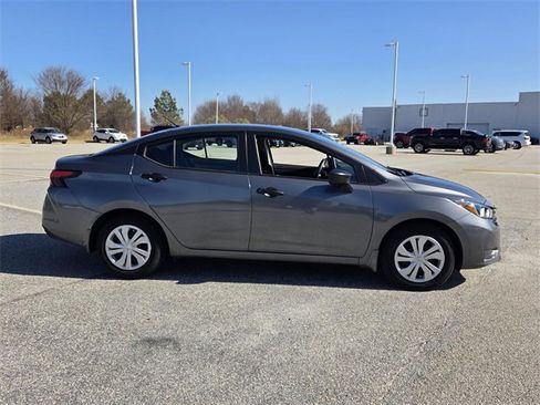 Used 2024 Nissan Versa S w/ Trunk Package image 13