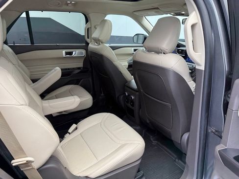 Used 2020 Ford Explorer Platinum w/ Premium Technology Package AWD/4WD image 74