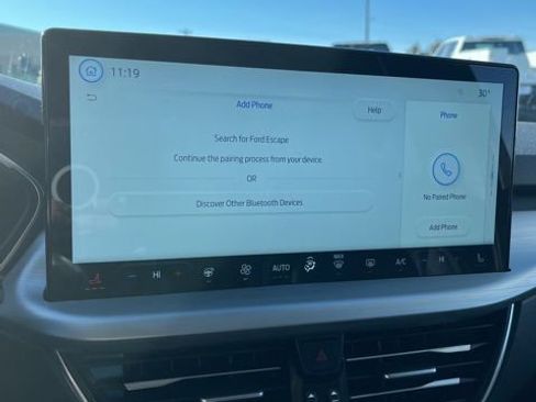 Used 2025 Ford Escape Platinum image 39