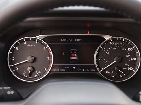 Certified 2025 Nissan Rogue SV AWD/4WD image 14