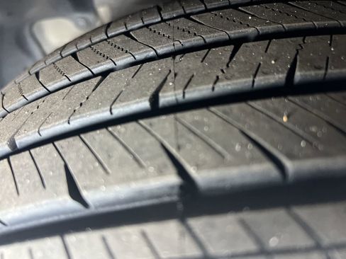 Used 2022 Toyota Camry SE FWD image 12