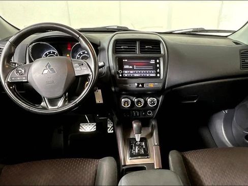 Used 2019 Mitsubishi Outlander Sport SE image 15