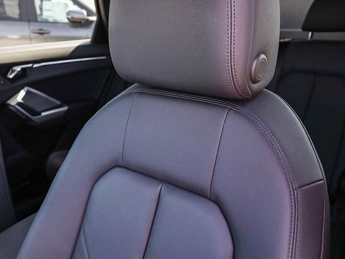 Used 2025 Audi Q3 2.0T Premium Plus w/ Premium Plus Package image 37