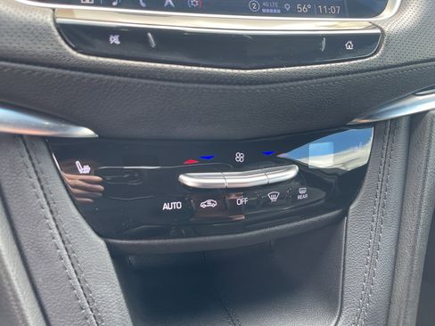 Used 2025 Cadillac XT5 Premium Luxury AWD/4WD image 26
