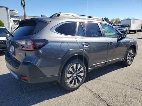 Certified 2025 Subaru Outback Limited image 6