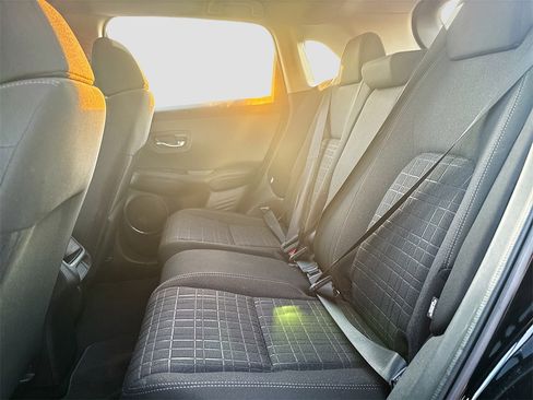 Used 2024 Honda HR-V LX image 22