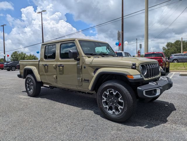 New 2026 Jeep Gladiator Sport AWD/4WD image 2