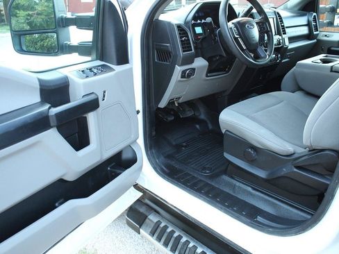 Used 2020 Ford F350 XL w/ STX Appearance Package AWD/4WD image 16