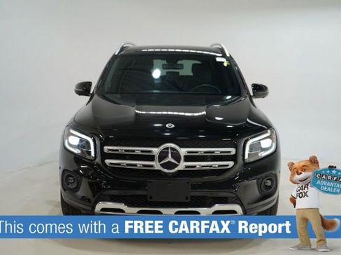Used 2022 Mercedes-Benz GLB 250 4MATIC image 2