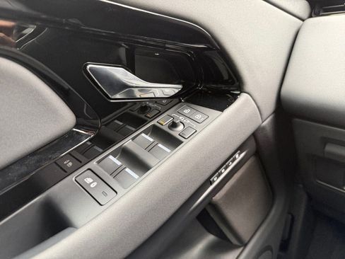 Certified 2025 Land Rover Range Rover Evoque S image 13