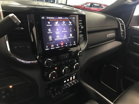 Used 2021 RAM 2500 Laramie w/ Night Edition AWD/4WD image 21