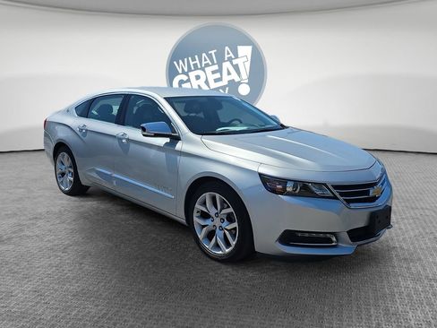 Used 2018 Chevrolet Impala Premier FWD image 1