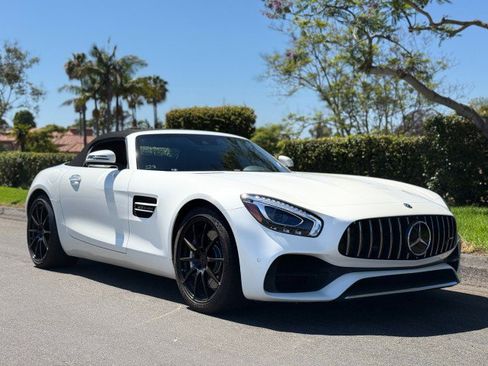 Used 2018 Mercedes-Benz AMG GT Roadster w/ Lane Tracking Package image 13