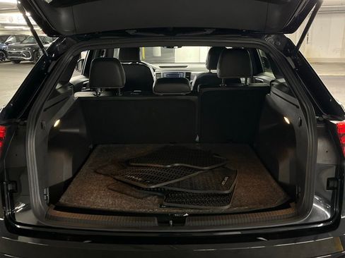 Used 2023 Volkswagen Atlas Cross Sport SE image 34