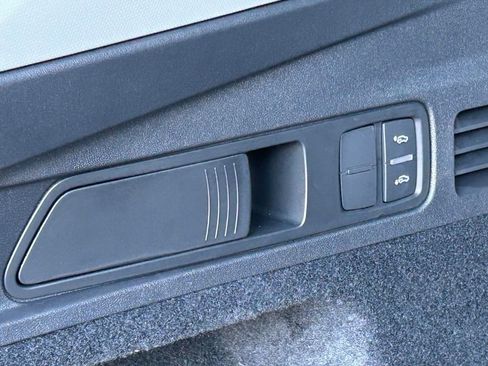 New 2025 Audi Q5 Prestige image 57