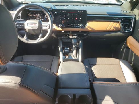 Used 2025 GMC Canyon AT4 w/ Technology Plus Package AWD/4WD image 15