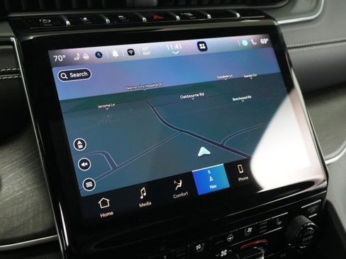 Used 2025 Jeep Grand Cherokee L Limited w/ Luxury Tech Group II image 50