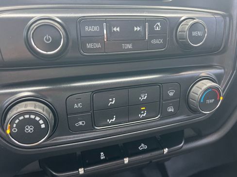 Used 2014 Chevrolet Silverado 1500 W/T image 20