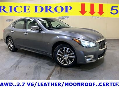 Used 2019 INFINITI Q70 Luxe