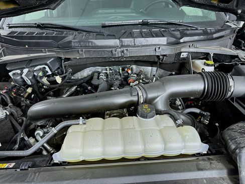 Used 2025 Ford F150 XLT w/ Equipment Group 301A Standard image 28