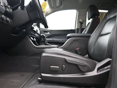 Used 2021 Chevrolet Colorado Z71 AWD/4WD image 10