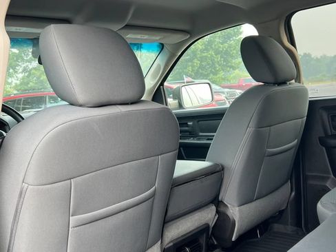 Used 2014 RAM 1500 Express AWD/4WD image 30
