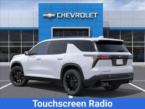 New 2026 Chevrolet Traverse LT image 3