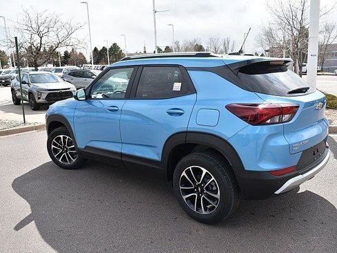 New 2025 Chevrolet TrailBlazer LT w/ LT Cold Weather Package image 4