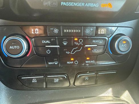 Used 2020 Ford Transit Connect XLT FWD image 47