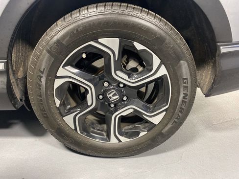 Used 2018 Honda CR-V Touring image 5