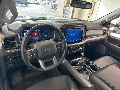 Used 2023 Ford F150 Lariat w/ Trailer Tow Package image 16