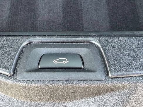 Used 2026 BMW X5 xDrive40i AWD/4WD image 37