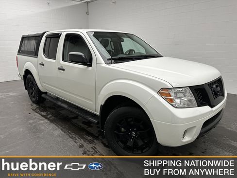 Used 2021 Nissan Frontier SV w/ Midnight Edition Floor Mats image 1